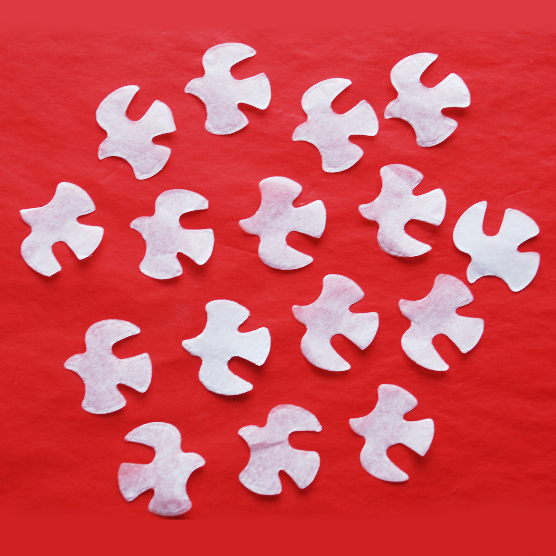 Unfading Flame Retardant Pigeon Shaped Paper Confetti