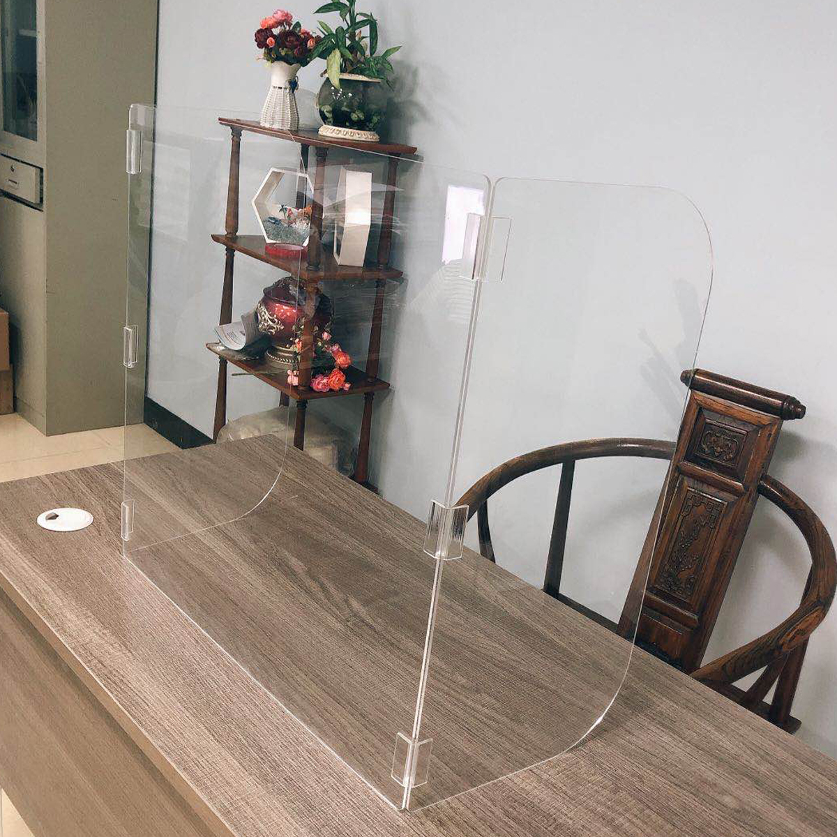 Foldable Countertop Shield